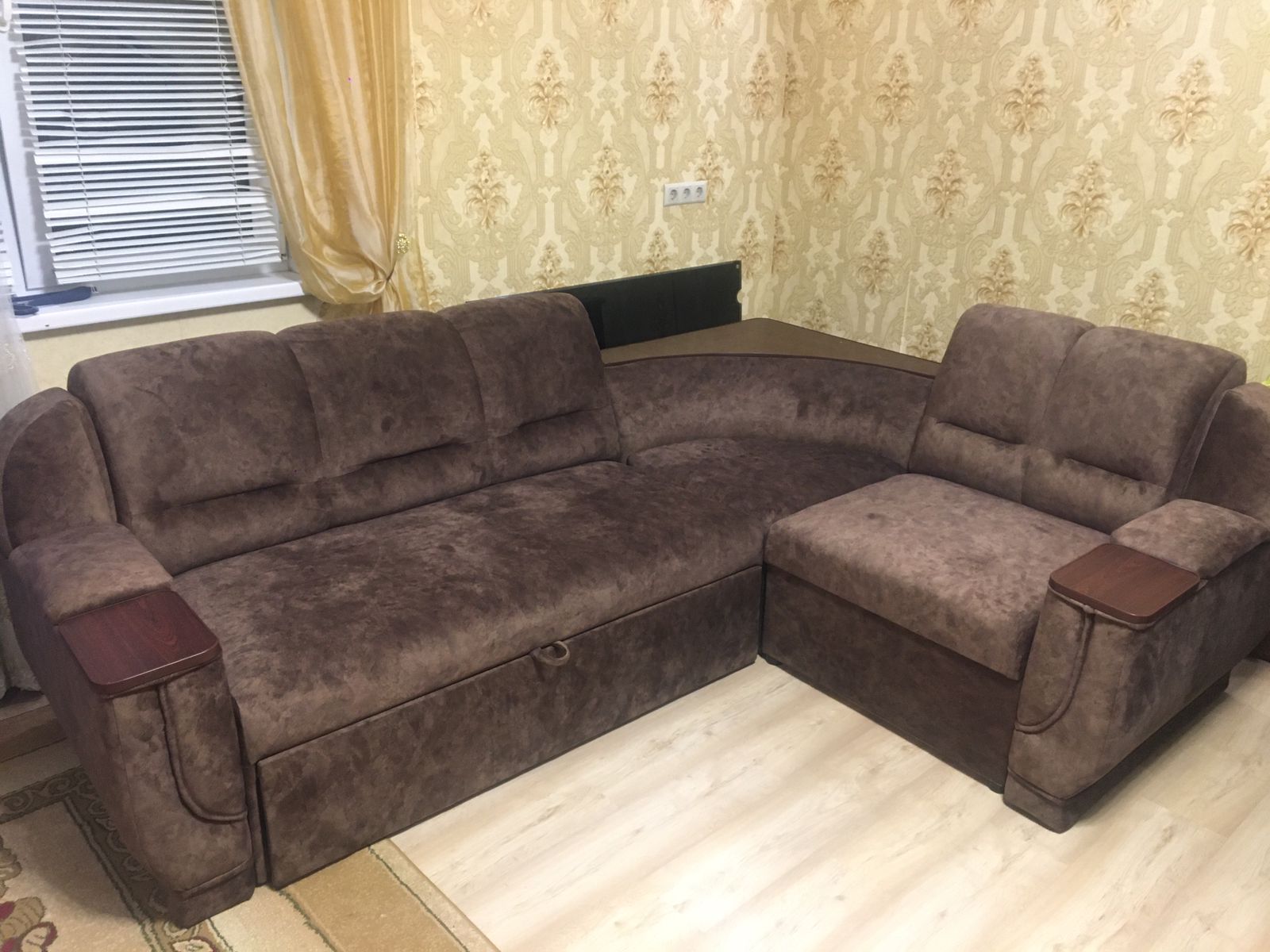 Диван после перетяжки в Симферополе